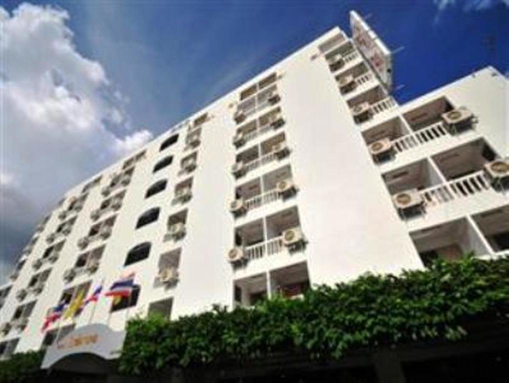 Nice Palace Hotel Bangkok Esterno foto
